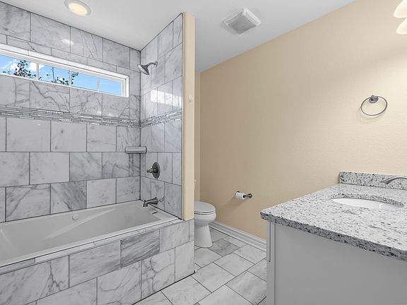 3rd image of 710 Beach Rd