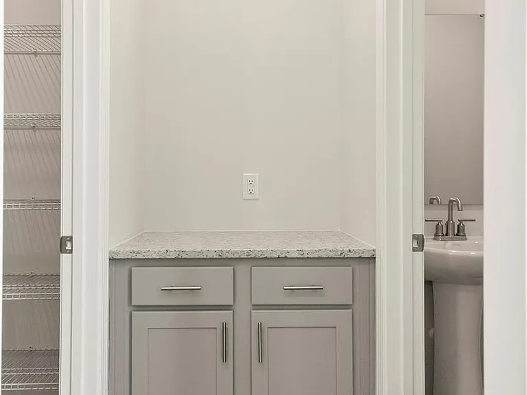 7113 Brookview Ln — Photo 22