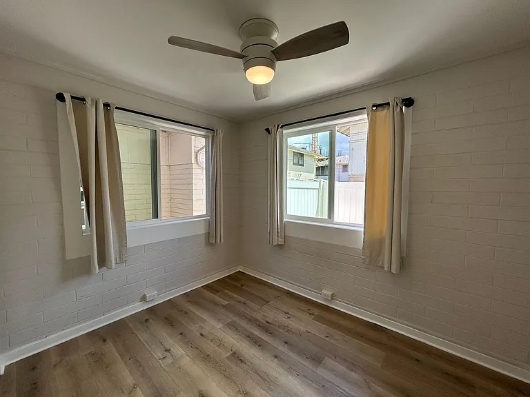2620 Date St — Photo 9