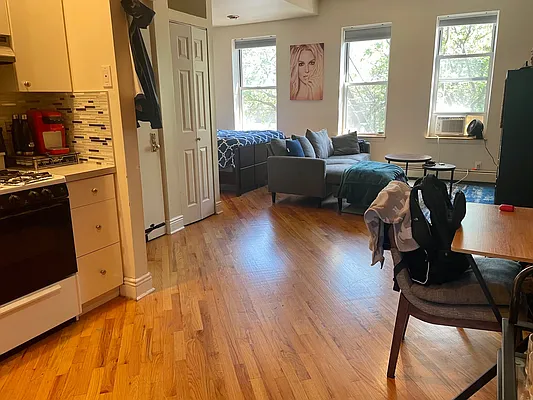 Rented by Corcoran | media 6