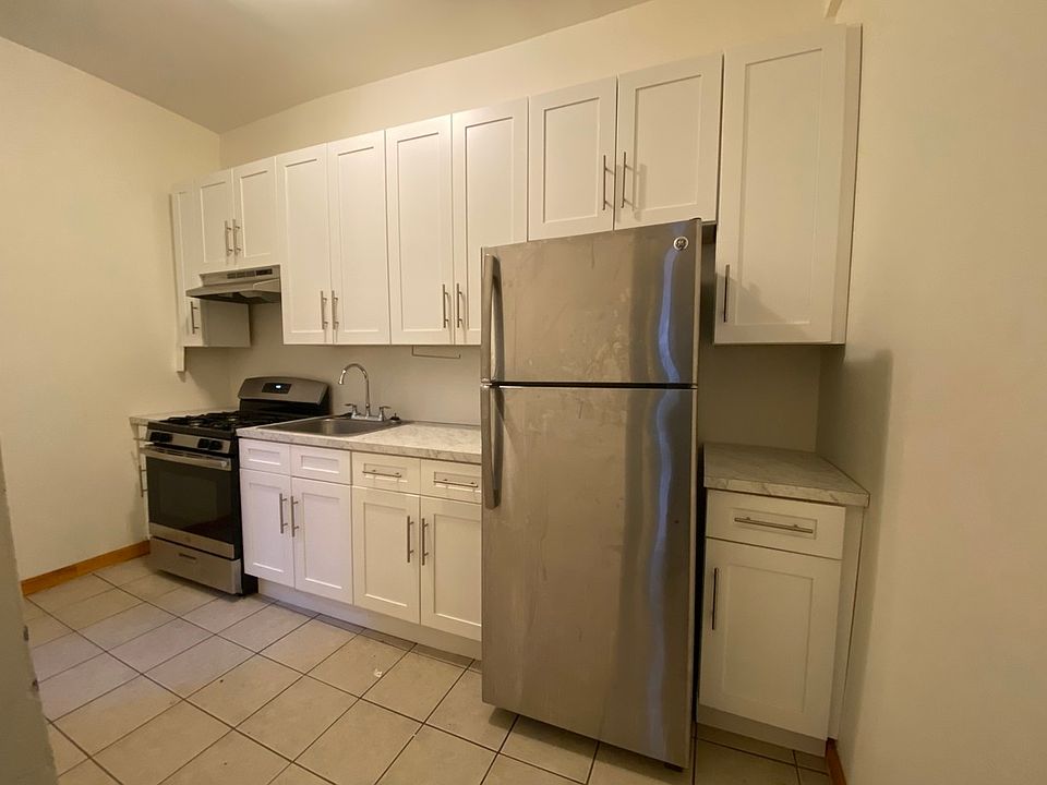 1st image of 815 Park Pl #1B