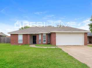 108 Apache Trl, Alvarado, TX 76009