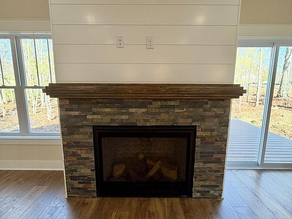 5th image of 414 Beachwood Dr Lot 73