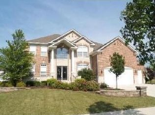 26416 Silverleaf Dr, Plainfield, IL 60585