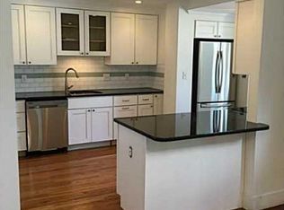 448 Broadway, Newport, RI 02840