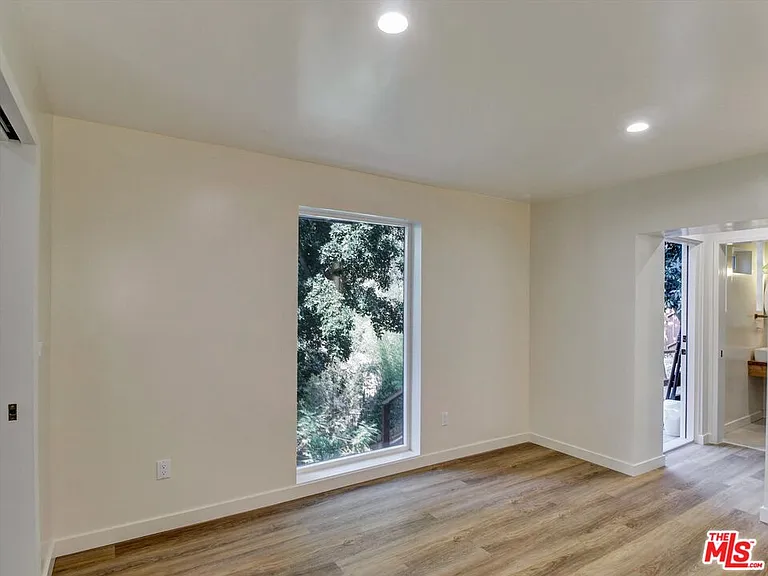 6921 Paseo Del Serra #1/2 — Photo 8