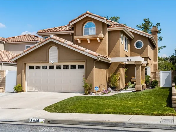 856 S Wildflower Ln, Anaheim, CA 92808