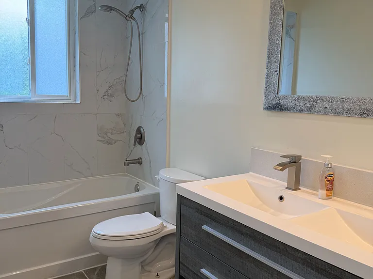 41 Aurora Heights Dr — Photo 6