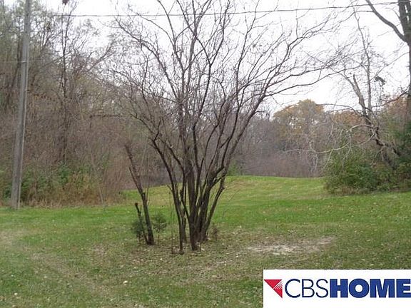 3rd image of 2106 Beaver Lake Blvd