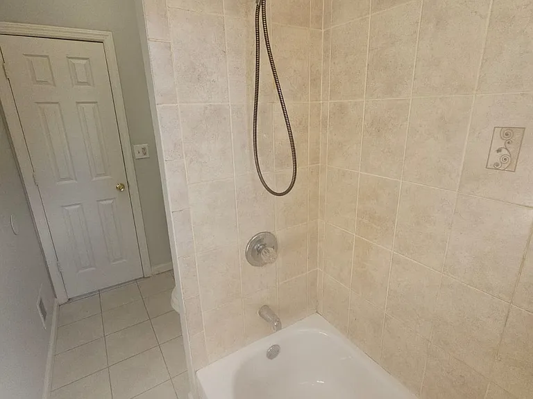 178 Dickerson St #1 — Photo 15