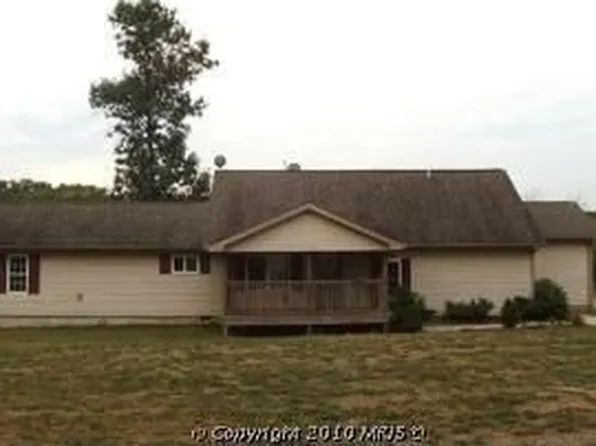 436 Plank Bridge Rd, Bunker Hill, WV 25413