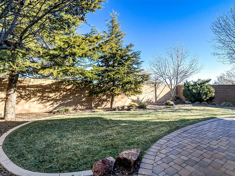 1148 Arden Ct — Photo 29