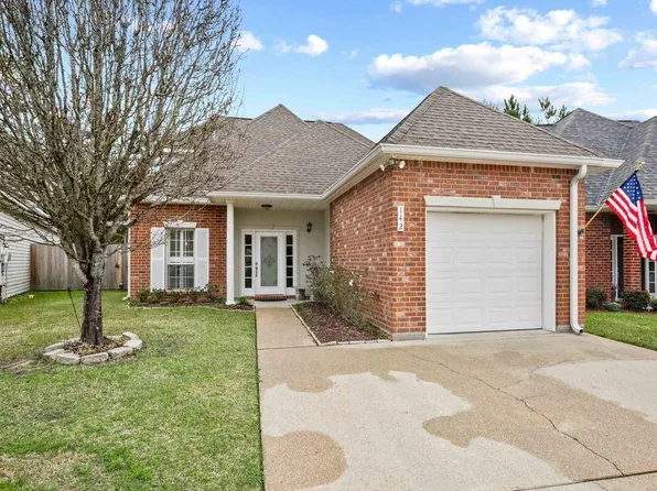 142 Emerald Oaks Dr, Covington, LA 70433