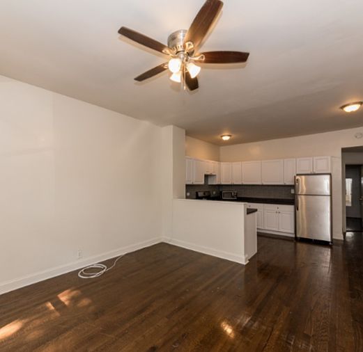 1st image of 3815 N Greenview Ave #1R