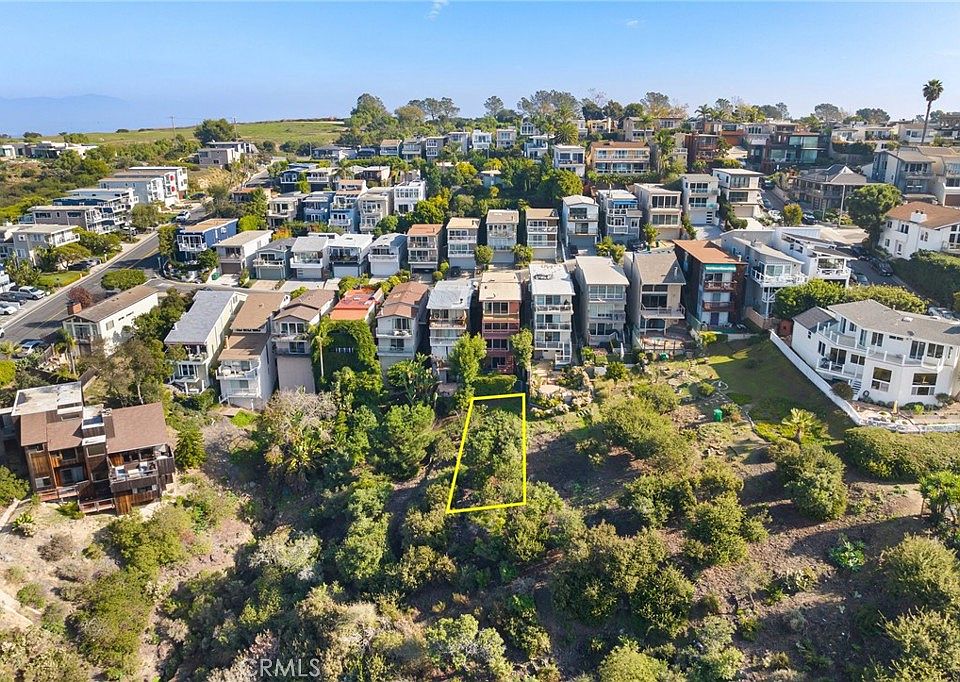 1st image of 1040 Acapulco St #10