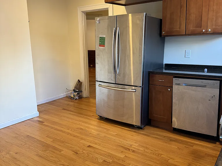 15 Maybrook St #1 — Photo 2