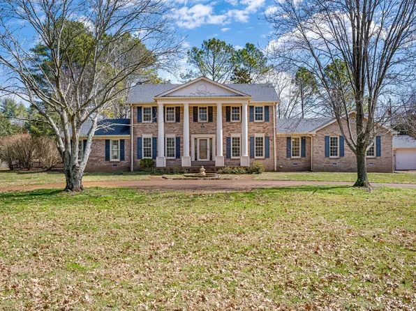 6375 Chickering Cir, Nashville, TN 37215