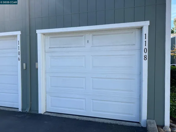 1108 Maywood Ln, Martinez, CA 94553