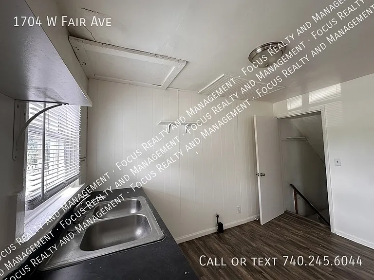 1704 W Fair Ave — Photo 3