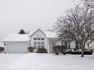 460 Barnaby Dr, Oswego, IL 60543