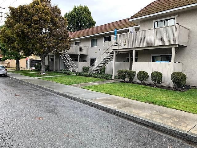 1st image of 2605 French St