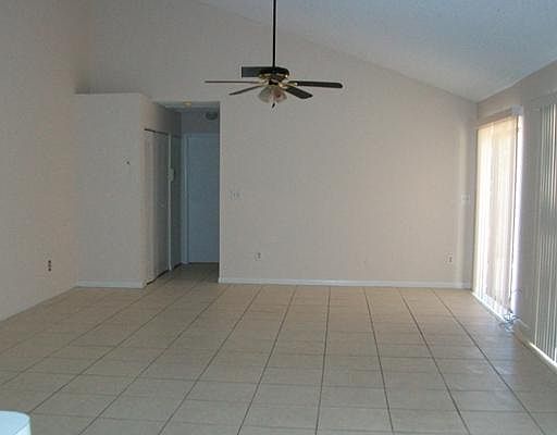 3rd image of 1189 Shibumy Cir APT D