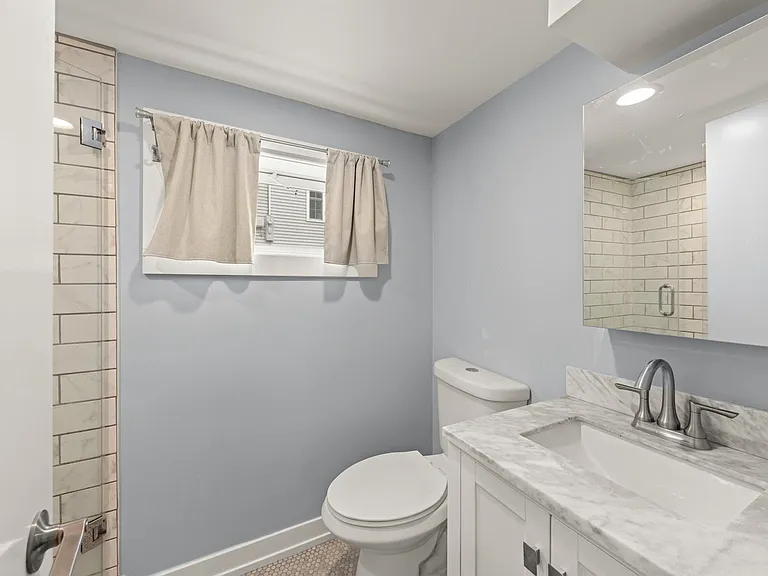 118 N President St — Photo 33