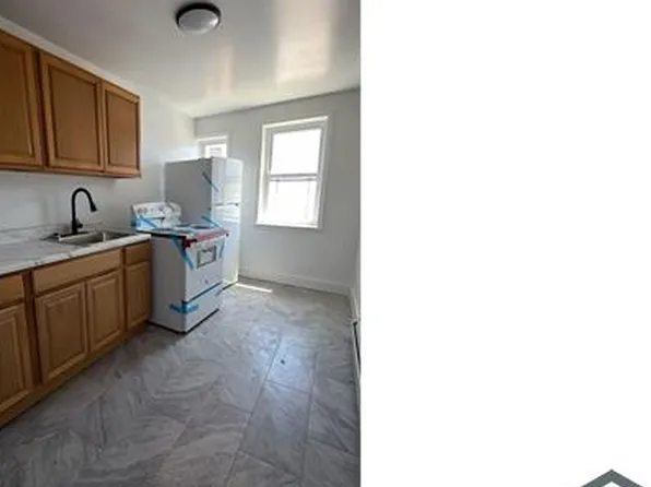 2582 Briggs Ave Floor 2, Bronx, NY 10458