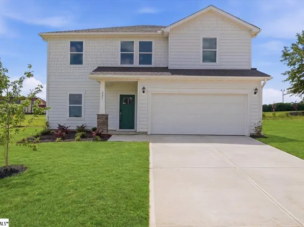 223 Abraham Way, Boiling Springs, SC 29316
