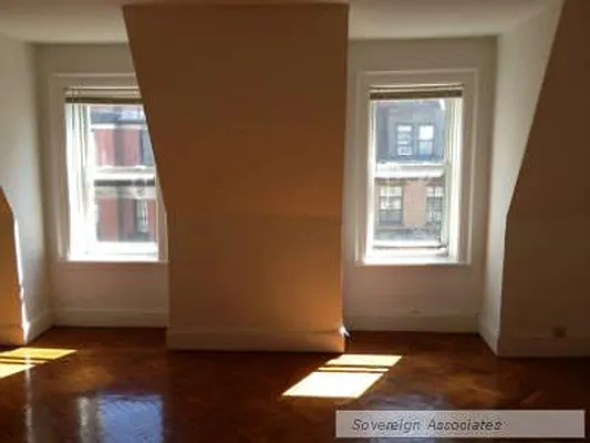 Rented by Sovereign Associates | media 15