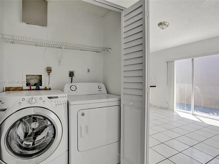 11854 SW 210th St — Photo 30