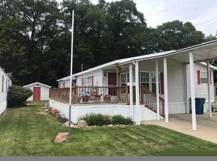 1436 Saskatoon Ave, Norton Shores, MI 49444