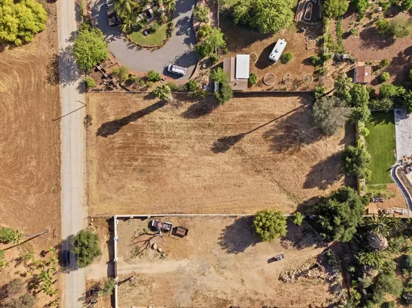 Birch Ave #E, Escondido, CA 92027