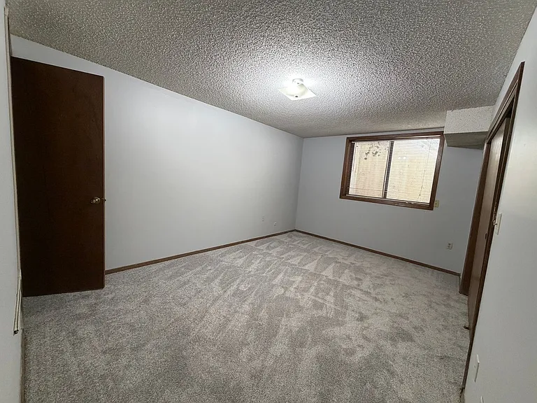 2266 S White Oak Dr — Photo 10