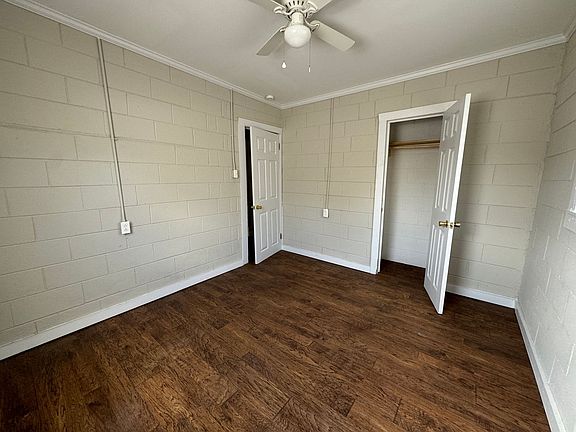 4th image of 304 N Lee St