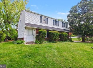 351 Golf View Rd, Lafayette Hill, PA 19444
