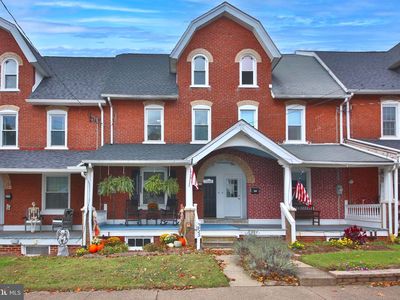 253 W Chestnut St, Souderton, PA, 18964