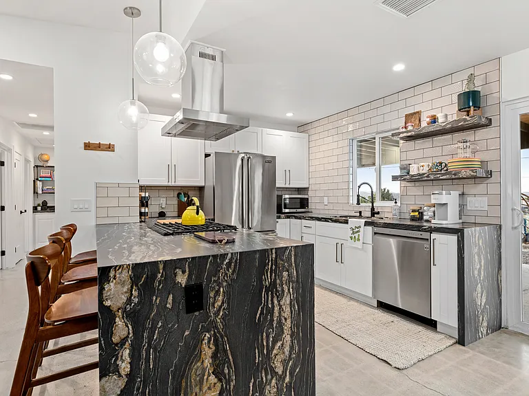 60432 Natoma Trl — Photo 10