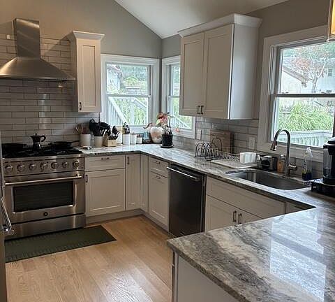 5th image of 33 Barbara Ln