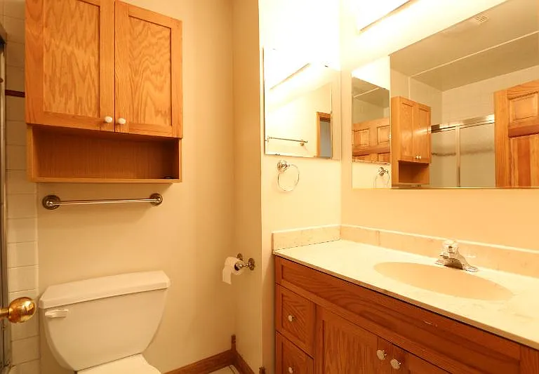1257 W Flournoy St #2R — Photo 29