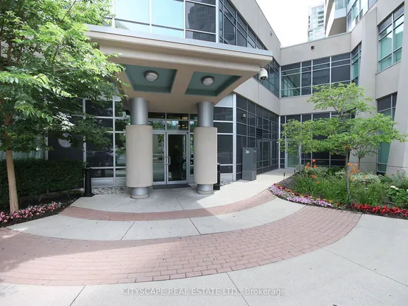 1 Elm Dr W, Mississauga, ON