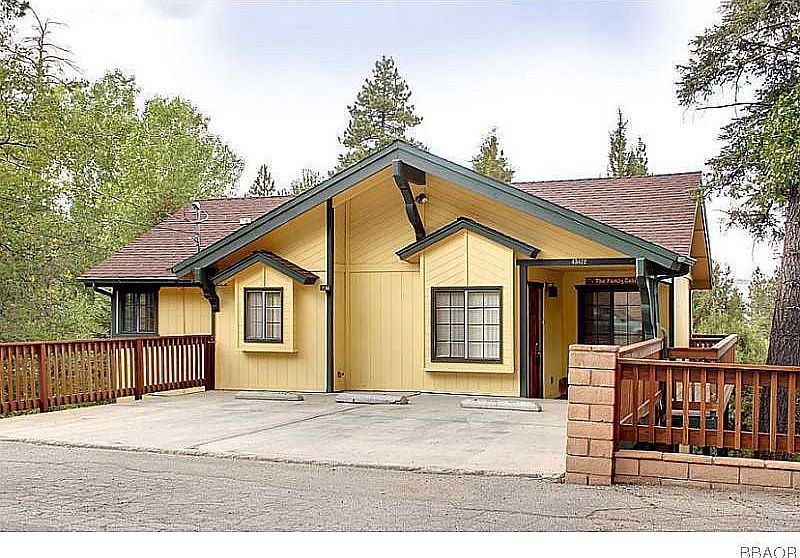 1st image of 43472 Primrose Ct