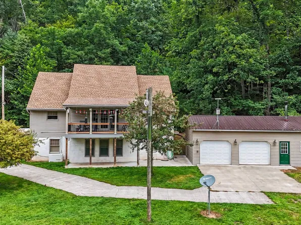 6452 Low Grade Rd, Driftwood, PA 15832