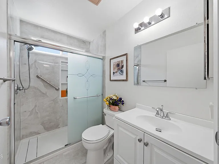 10260 Plainview Ave #12 — Photo 12