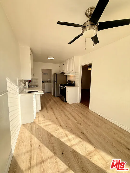 3 bed, 2.0 bath, 1500 sqft, $4,350 — Photo 3