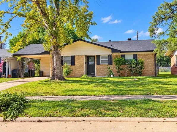 4222 Parkway Dr, Bossier City, LA 71112