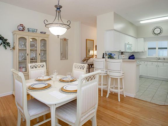 4th image of 116 Laurel Wood Way Unit 103