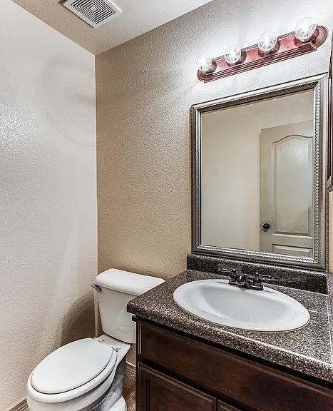 7101 Falling Leaf Cir — Photo 26