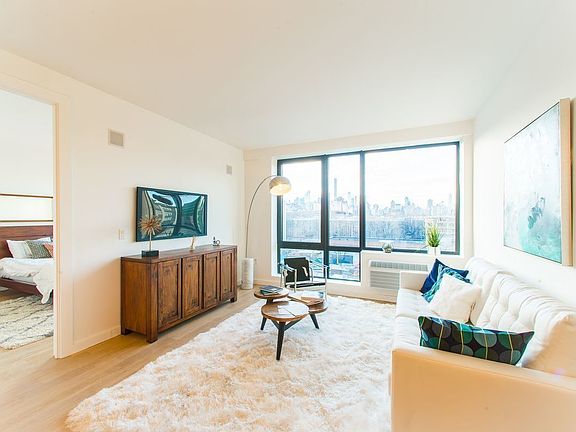 3rd image of 4115 23rd St APT 9F