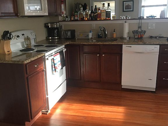 5th image of 82 W Central Ave